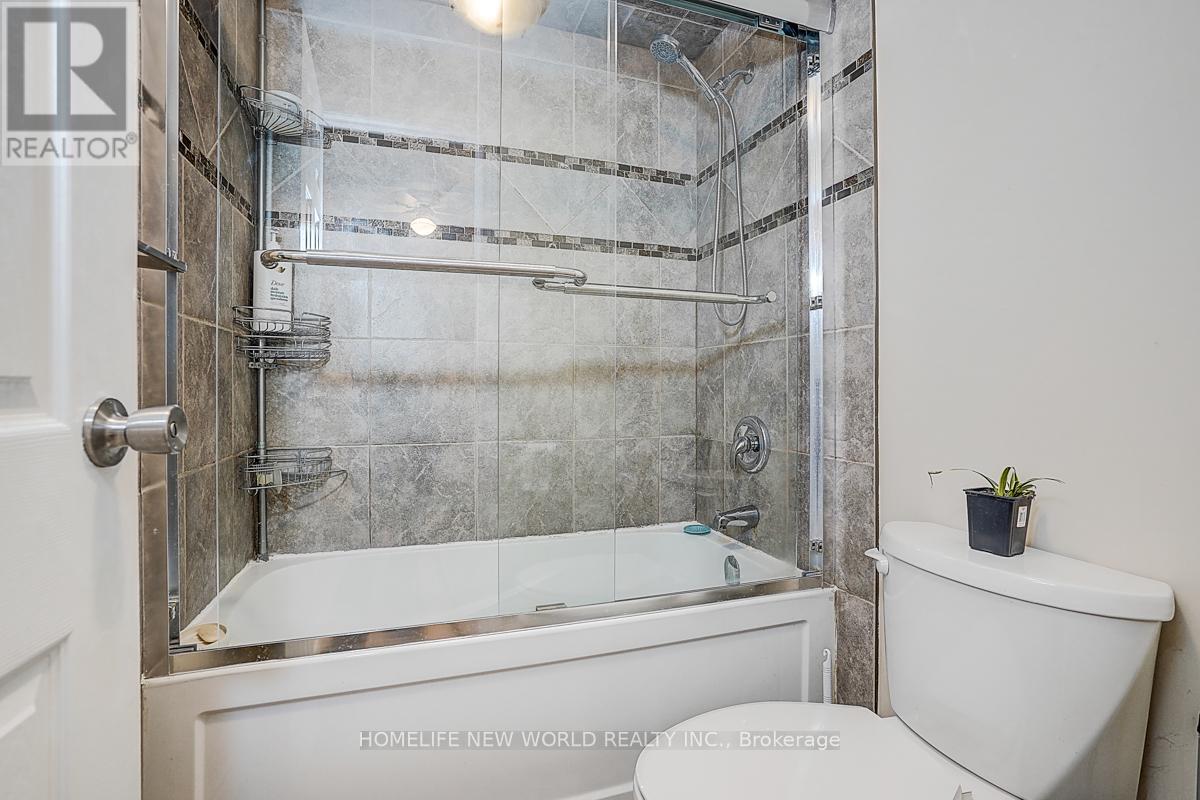 64 Gladys Road, Toronto, Ontario  M1C 1C6 - Photo 13 - E13443334