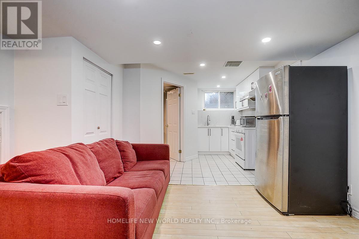 64 Gladys Road, Toronto, Ontario  M1C 1C6 - Photo 18 - E13443334