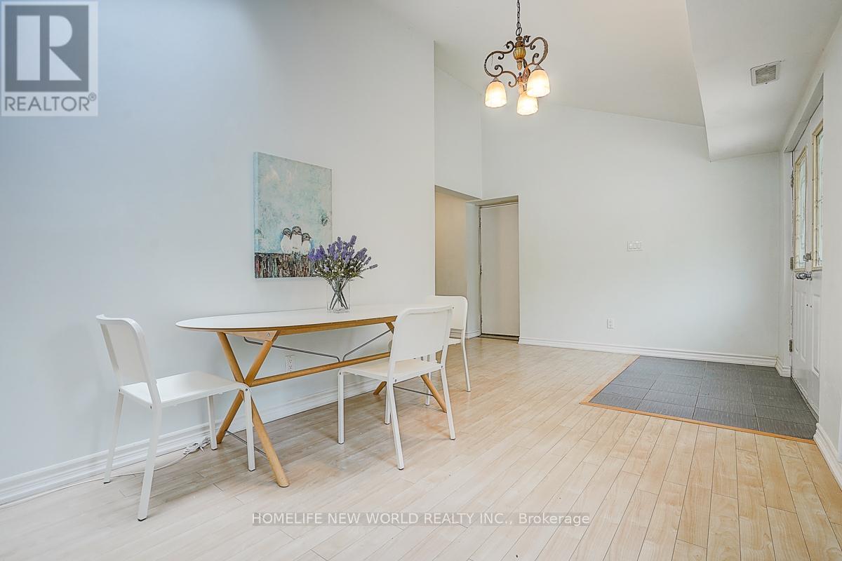 64 Gladys Road, Toronto, Ontario  M1C 1C6 - Photo 22 - E13443334
