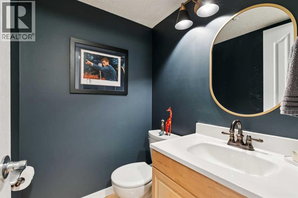 51 Woodbrook Green Sw, Calgary, Alberta  T2W 4P6 - Photo 25 - A2320505