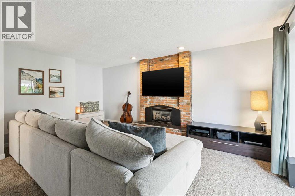 51 Woodbrook Green Sw, Calgary, Alberta  T2W 4P6 - Photo 22 - A2320505