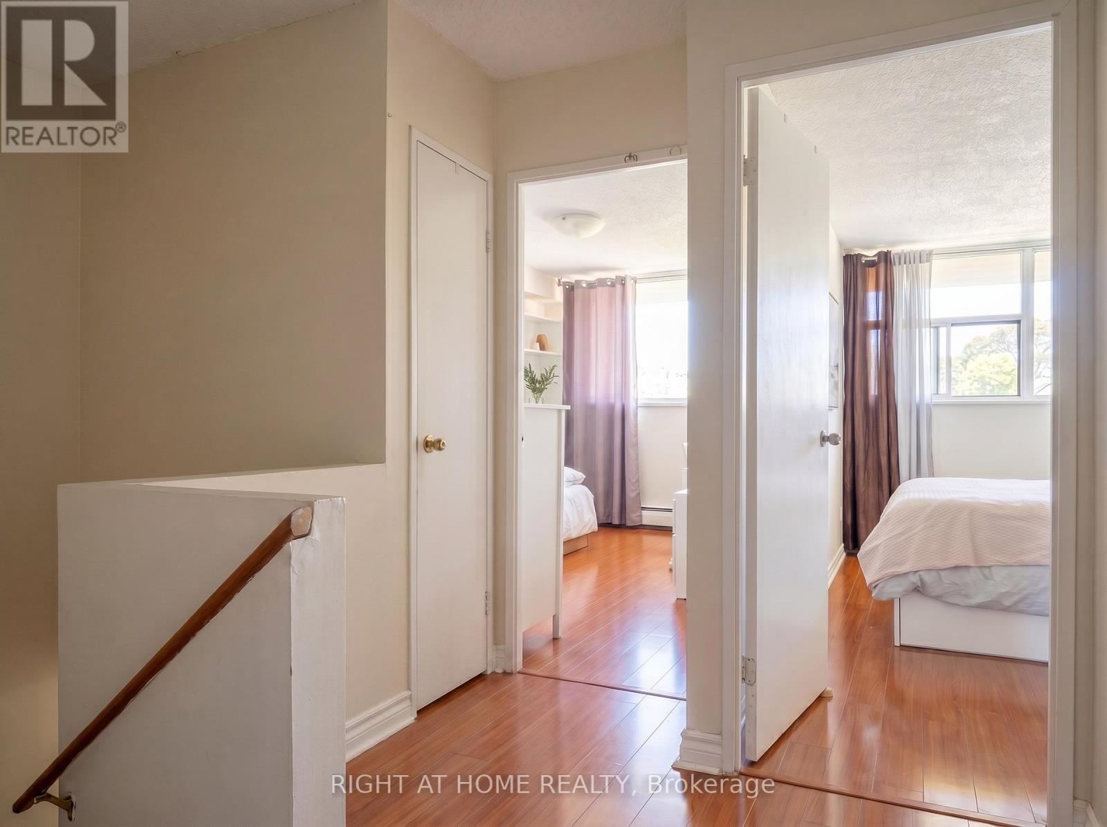 201 - 1050 Stainton Drive, Mississauga, Ontario  L5C 2T8 - Photo 12 - W13443338