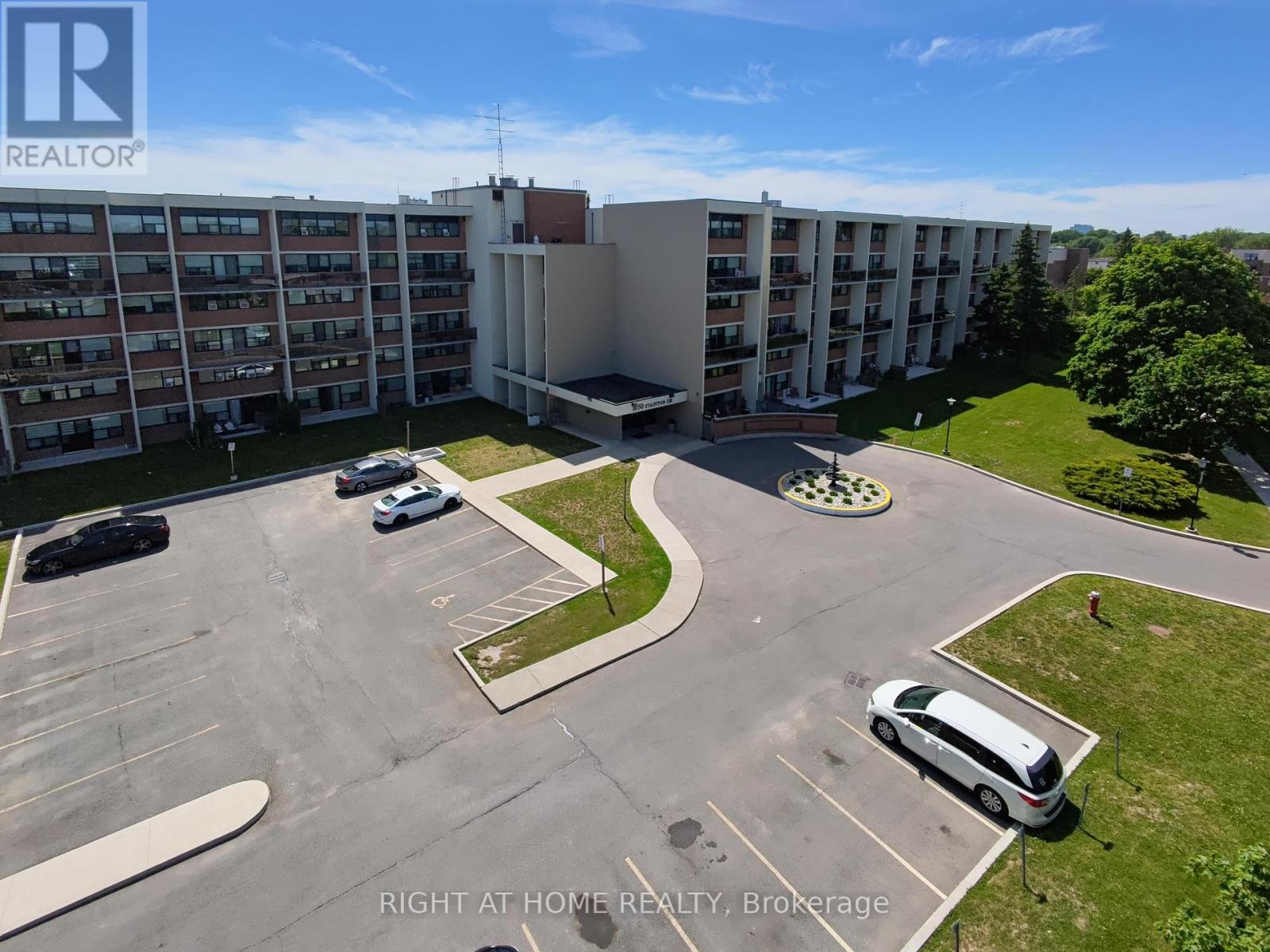 201 - 1050 Stainton Drive, Mississauga, Ontario  L5C 2T8 - Photo 19 - W13443338