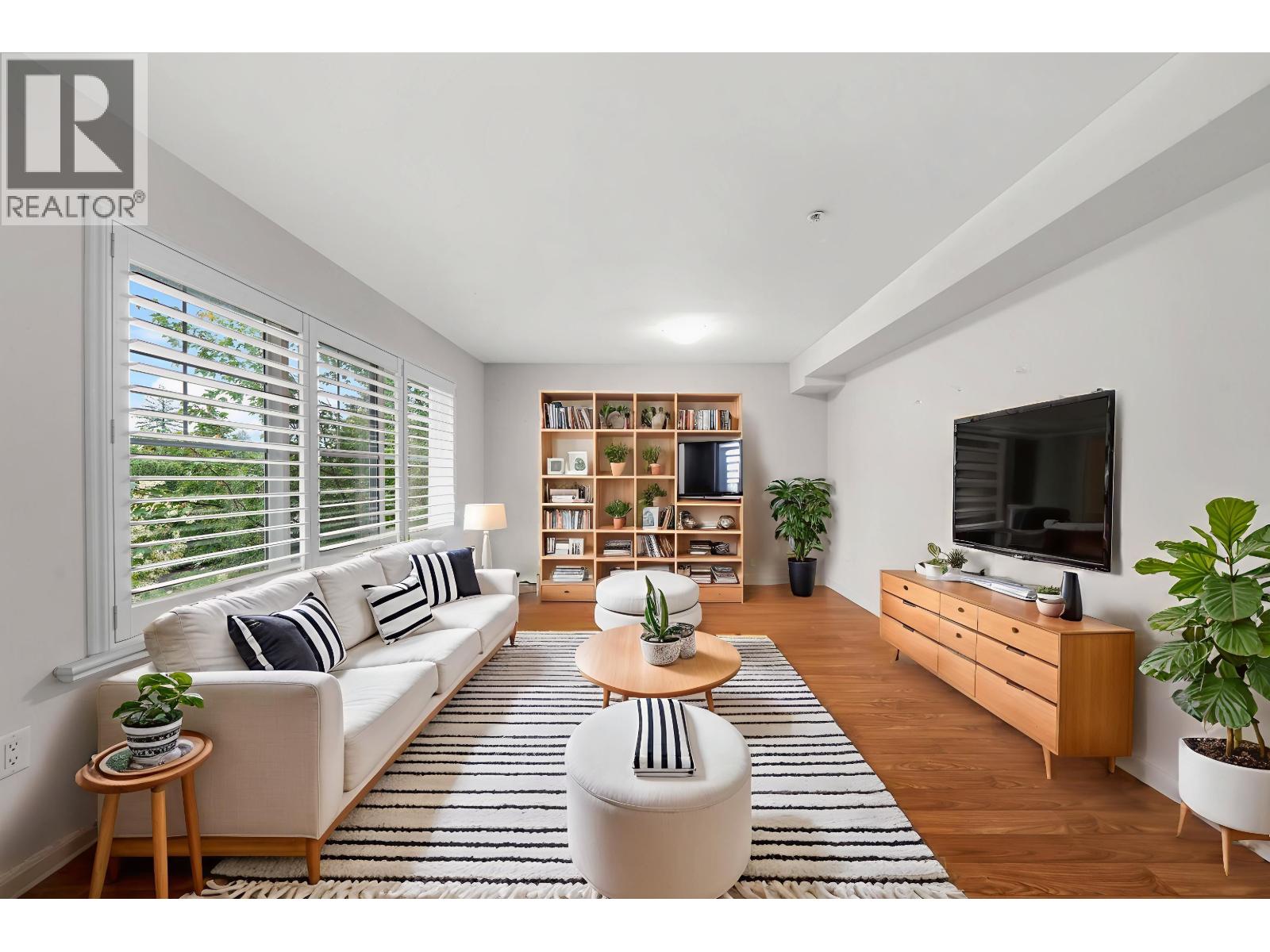 307 1969 WESTMINSTER AVENUE, Port Coquitlam, British Columbia