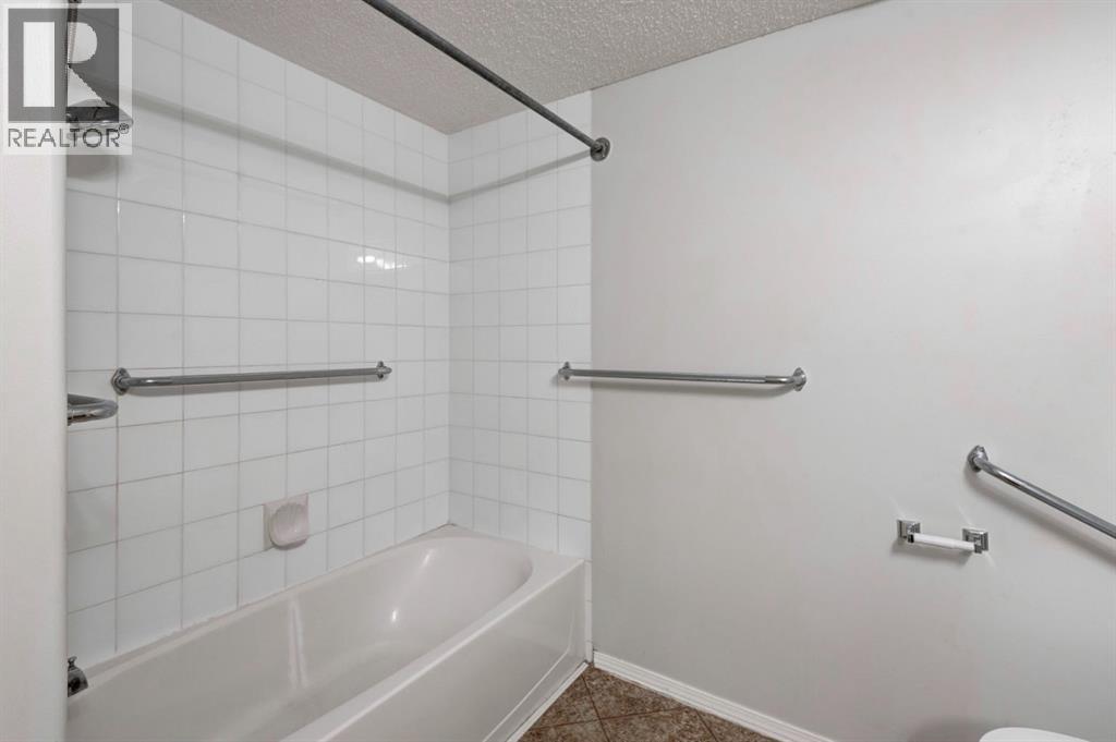 3215, 3000 Millrise Point SW, Calgary, Alberta  T2Y 3W4 - Photo 21 - A2318664