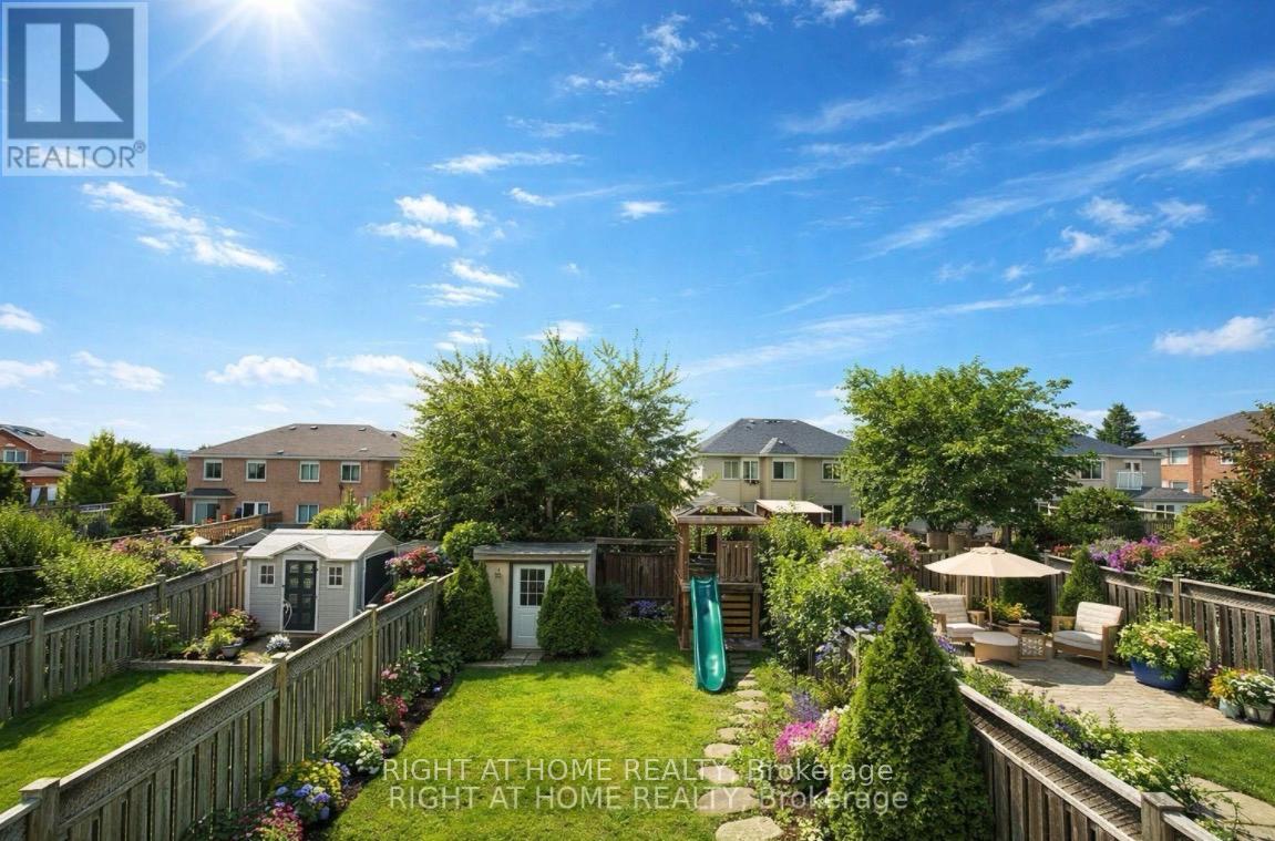 95 Giancola Crescent, Vaughan, Ontario  L6A 2T5 - Photo 2 - N13443372