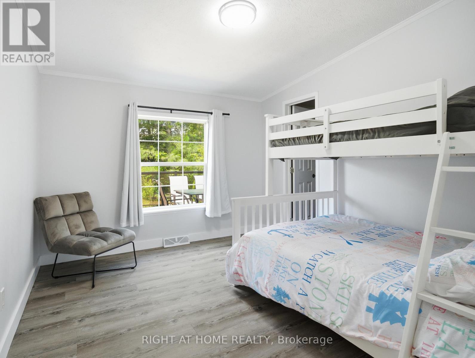 8168 Laidlaw Avenue, Ramara, Ontario  L0K 2B0 - Photo 21 - S13443370
