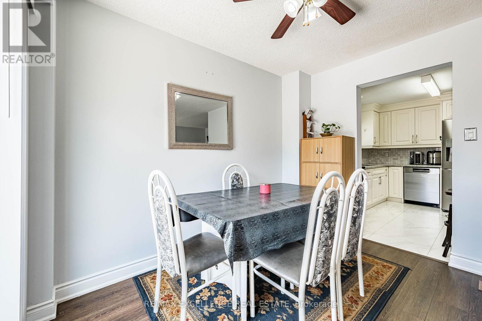 6 Stalbridge Avenue, Brampton, Ontario  L6Y 4H1 - Photo 11 - W13443366