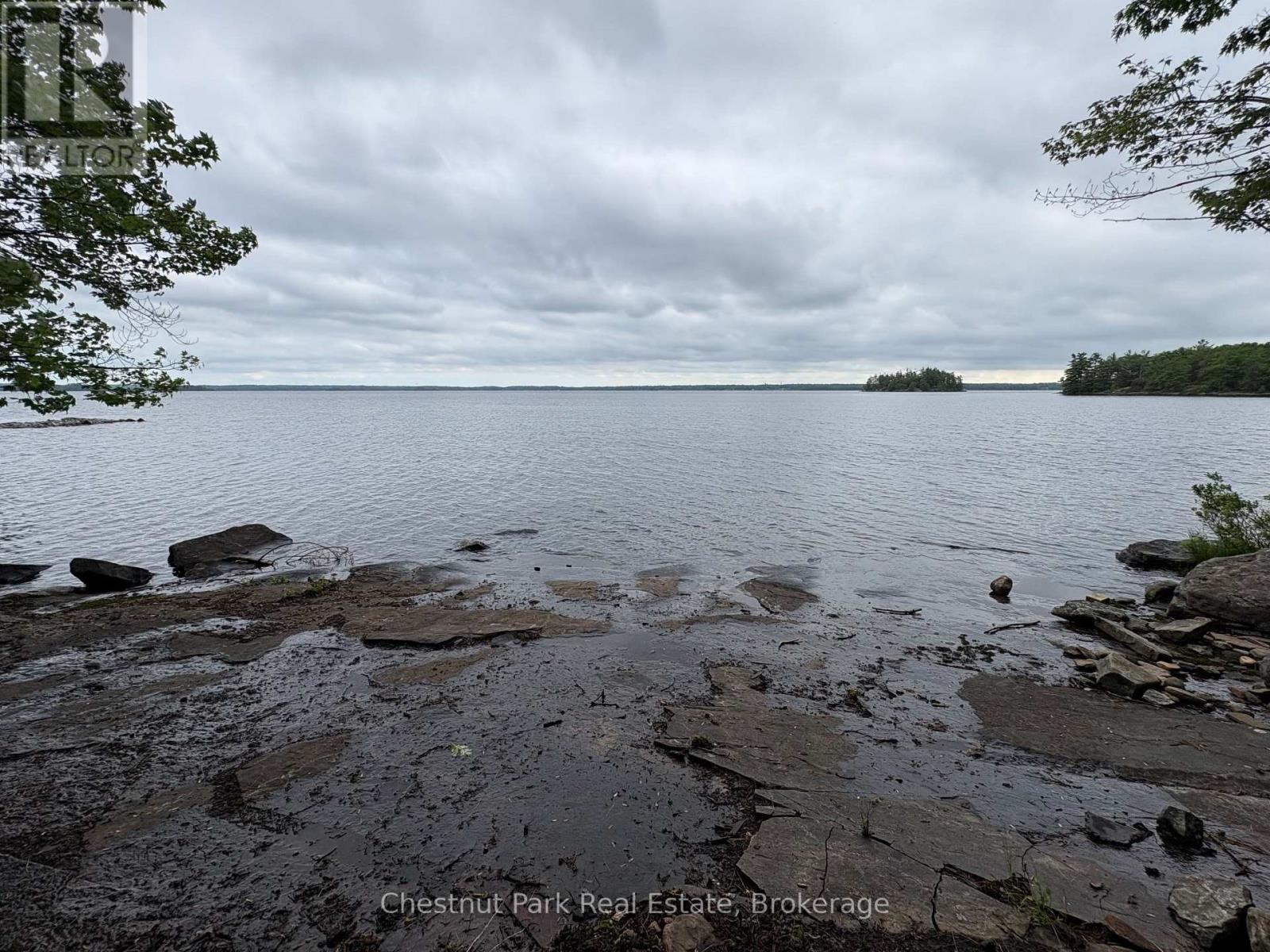 972 Browning Island, Bracebridge, Ontario  P1L 1X2 - Photo 2 - X13417984