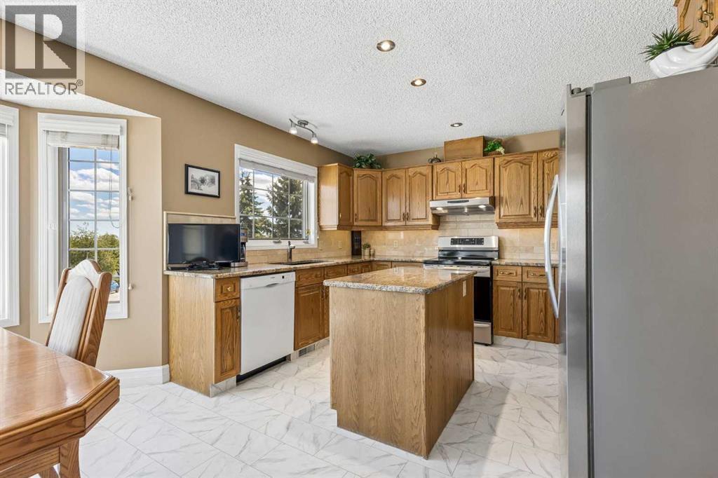 143 Sierra Morena Terrace SW, Calgary, Alberta  T3H 3A2 - Photo 10 - A2319750