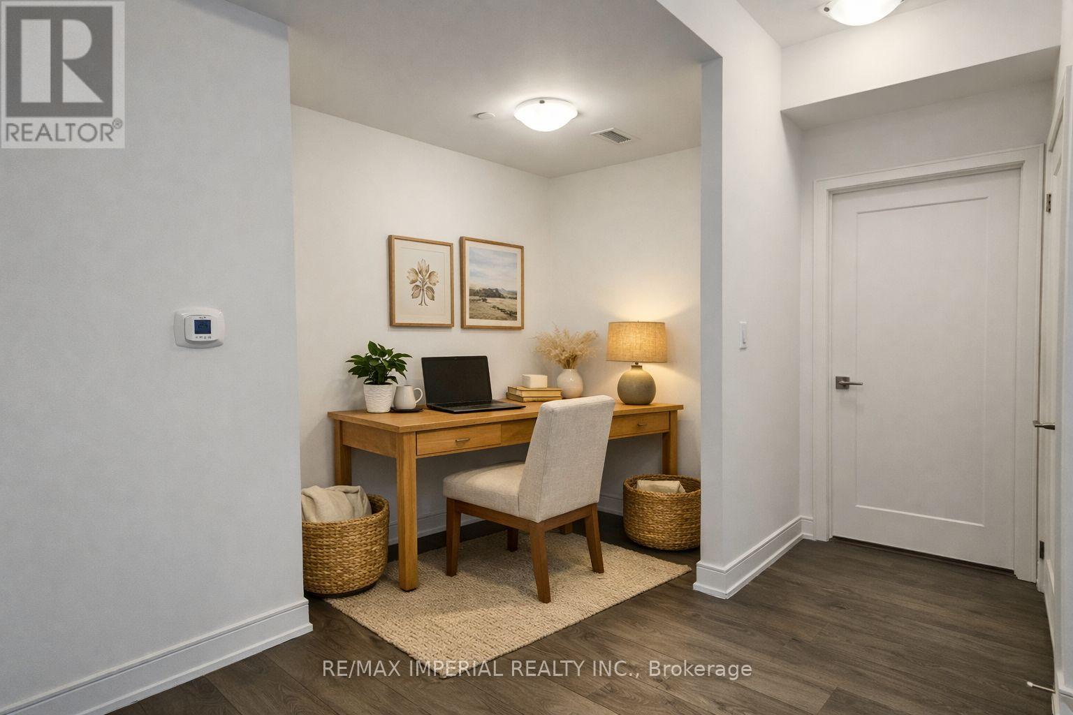 B1201 - 715 Davis Drive, Newmarket, Ontario  L3Y 0J2 - Photo 2 - N13441660