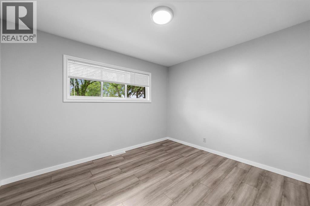 4713 45 Street, Camrose, Alberta  T4V 1E1 - Photo 16 - A2319264