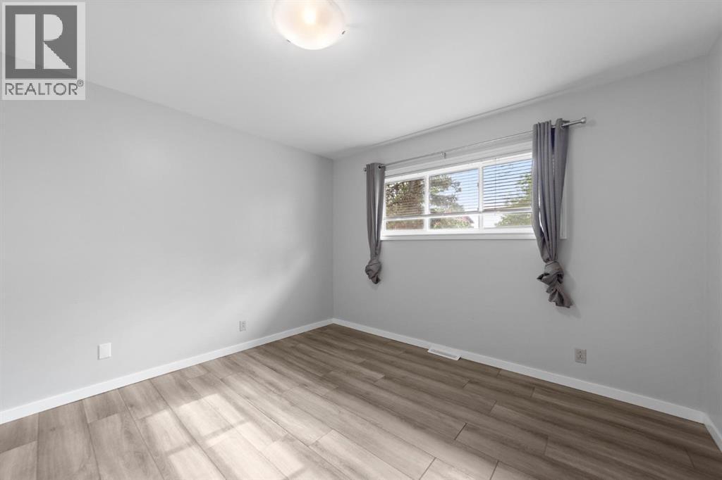 4713 45 Street, Camrose, Alberta  T4V 1E1 - Photo 18 - A2319264