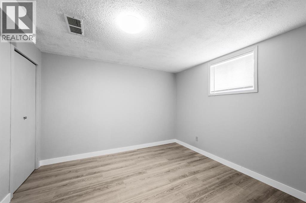 4713 45 Street, Camrose, Alberta  T4V 1E1 - Photo 22 - A2319264