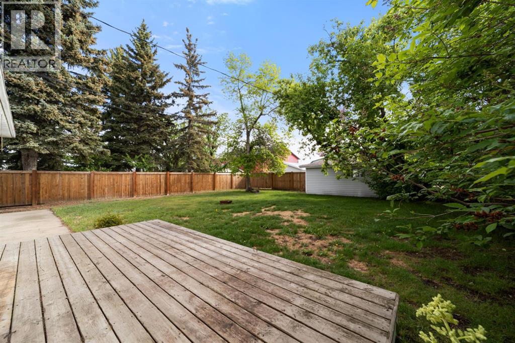 4713 45 Street, Camrose, Alberta  T4V 1E1 - Photo 28 - A2319264