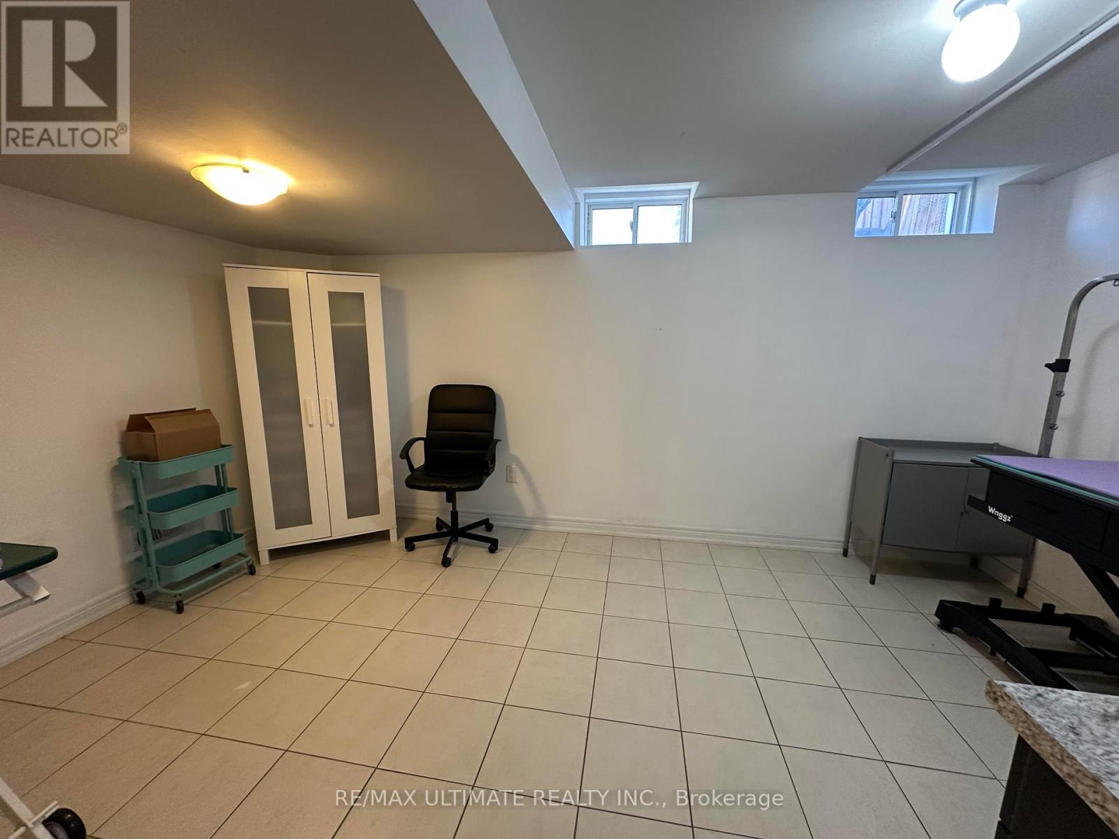 31 Davenfield Circle, Brampton, Ontario  L6P 4M2 - Photo 11 - W13440900