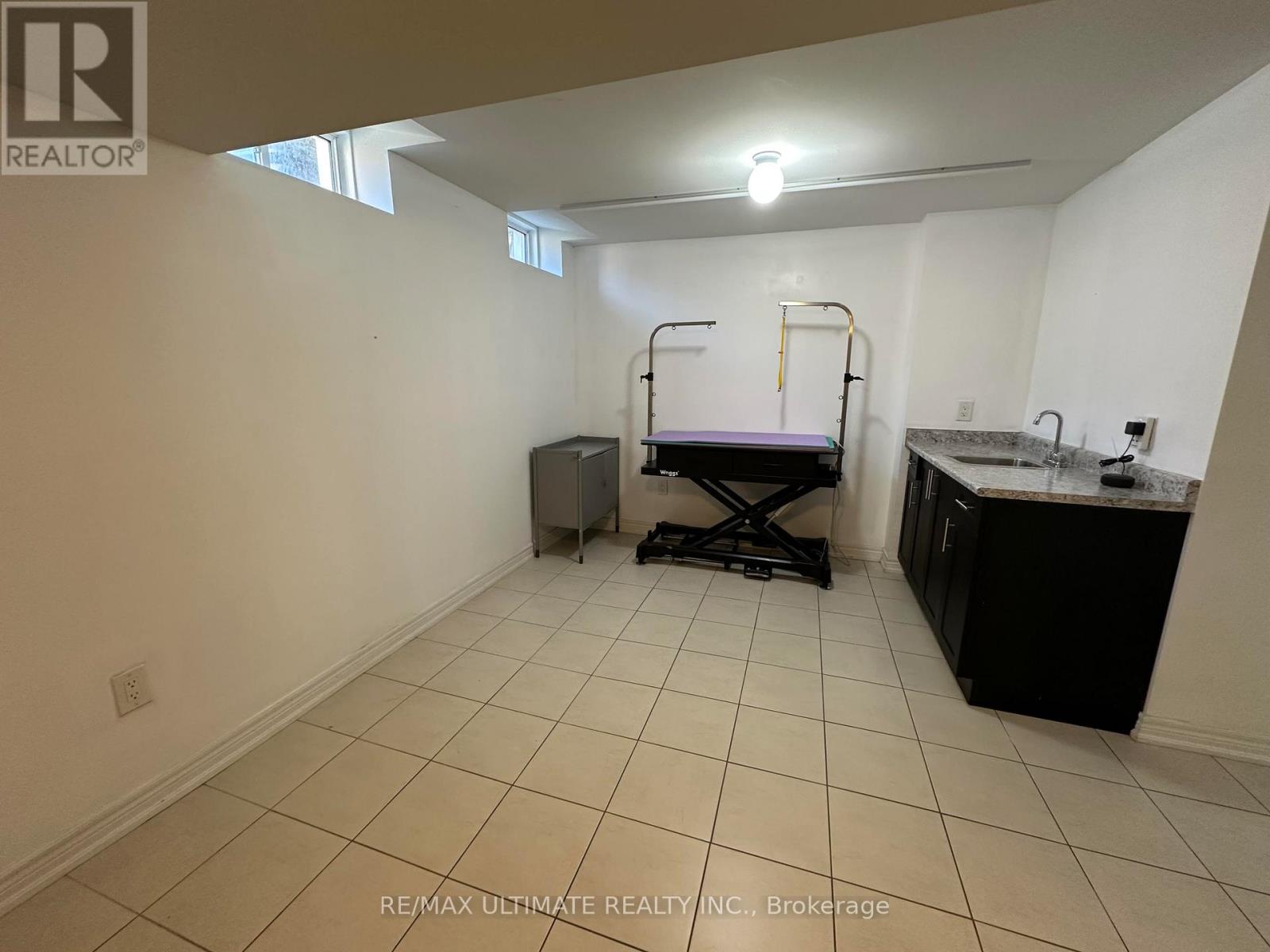31 Davenfield Circle, Brampton, Ontario  L6P 4M2 - Photo 12 - W13440900