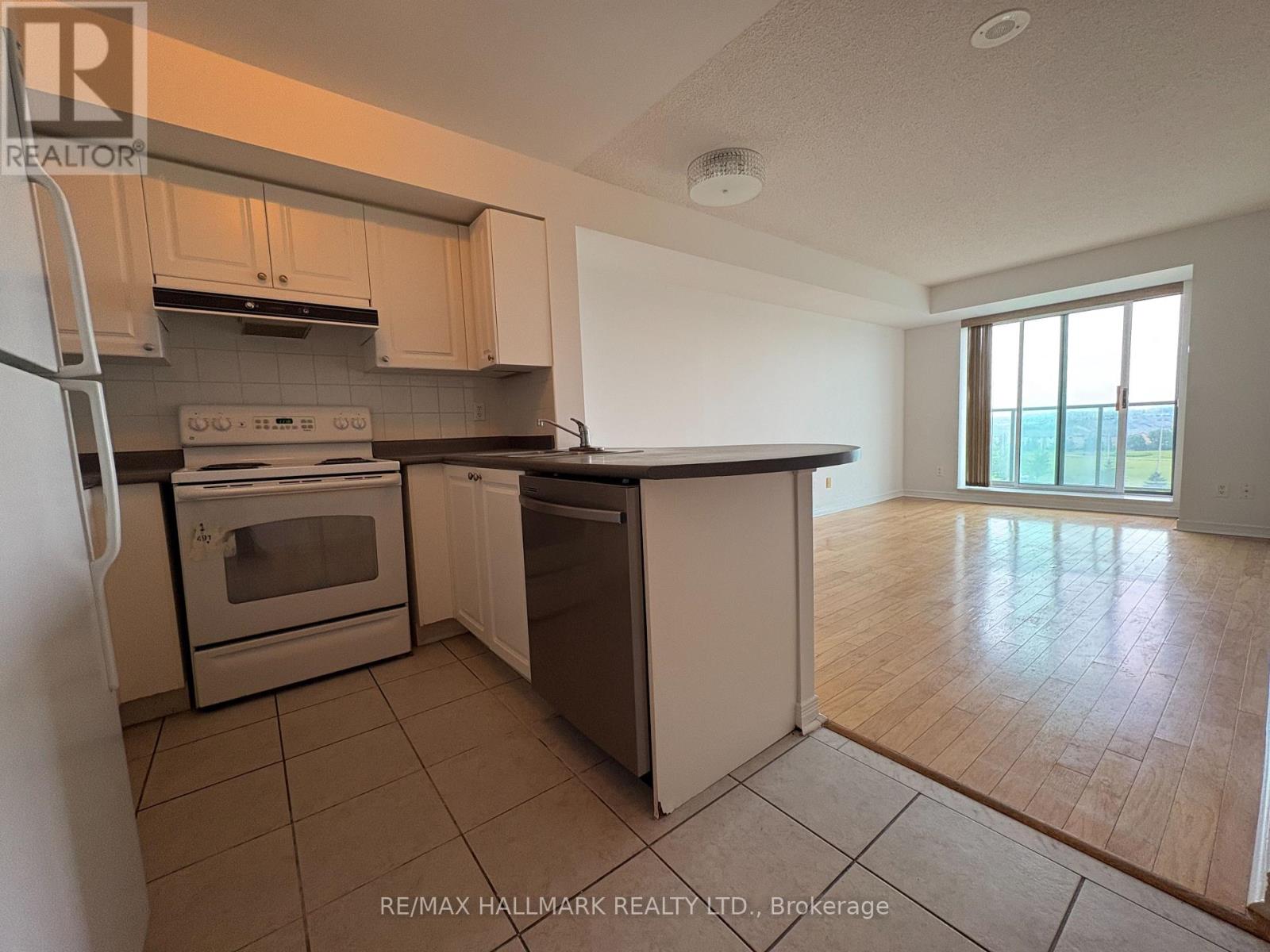 708 - 11 Oneida Crescent, Richmond Hill, Ontario L4B 0A1 - Photo 10 - N13410068