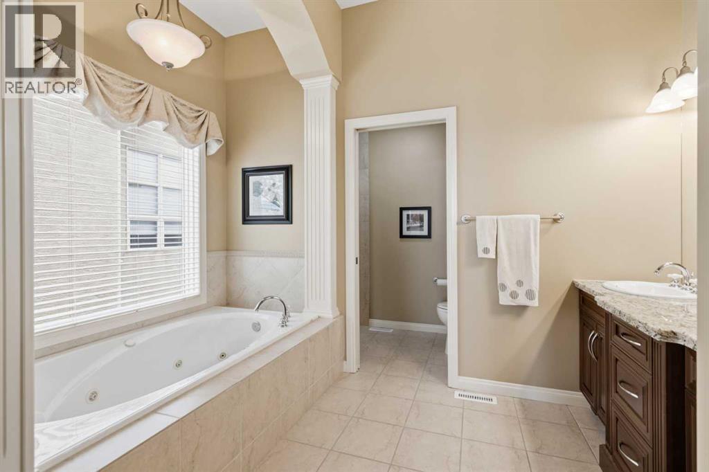 106 Gleneagles Estates Lane, Cochrane, Alberta  T4C 2H7 - Photo 21 - A2319042