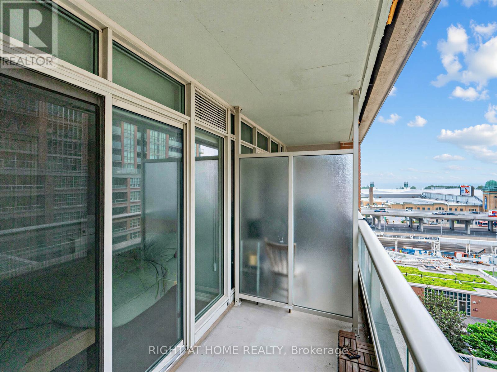 1012 - 65 East Liberty Street, Toronto, Ontario  M6K 3R2 - Photo 20 - C13443422