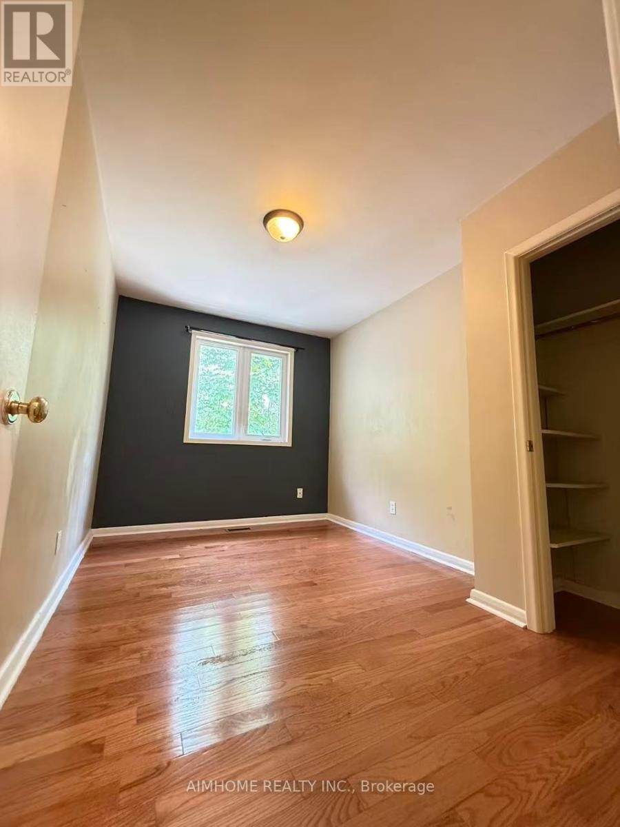 Main - 256 Patricia Avenue, Toronto, Ontario  M2M 1J8 - Photo 12 - C13443442