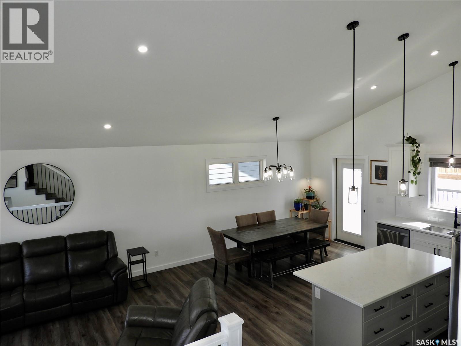 715 Scott Crescent, Warman, Saskatchewan S0K 4S4 - Photo 10 - SK039374