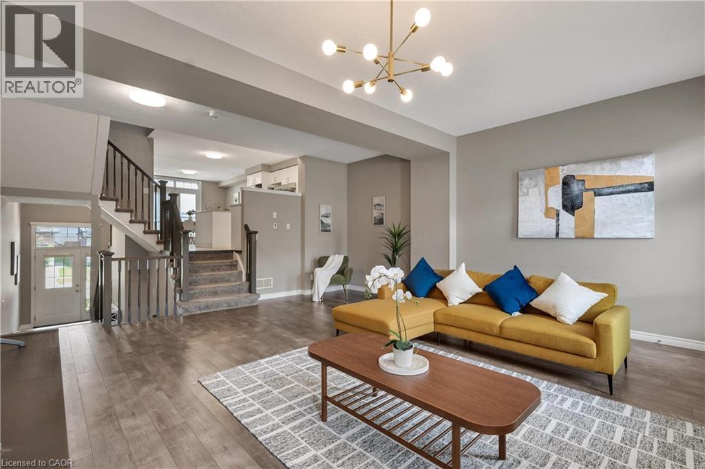 256 Falconridge Drive, Kitchener, Ontario  N2K 0C5 - Photo 6 - 40839704