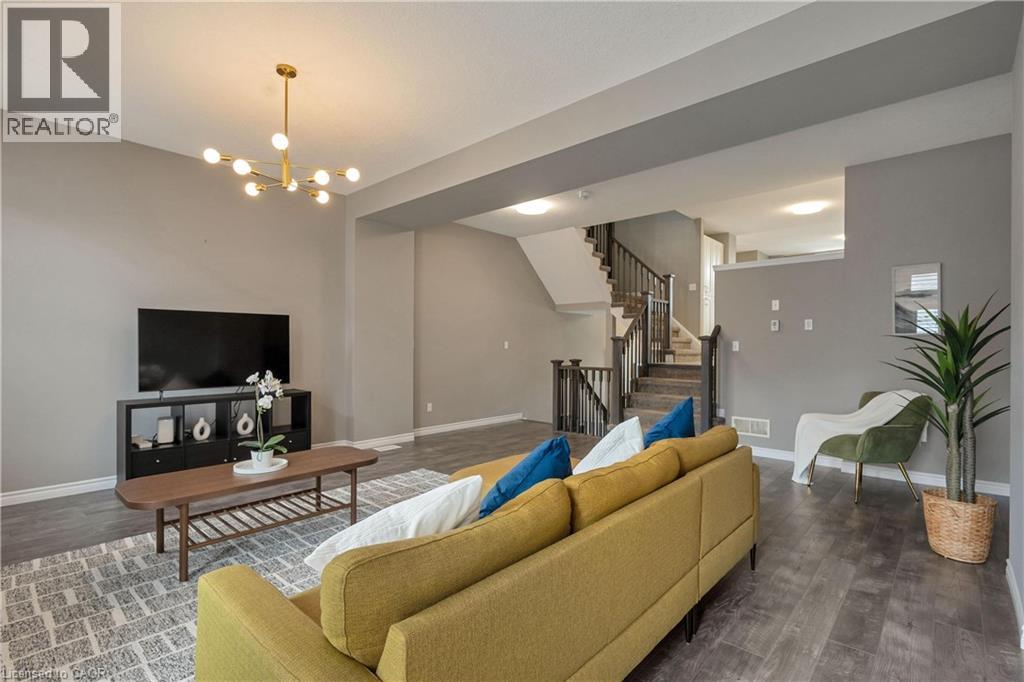 256 Falconridge Drive, Kitchener, Ontario  N2K 0C5 - Photo 8 - 40839704