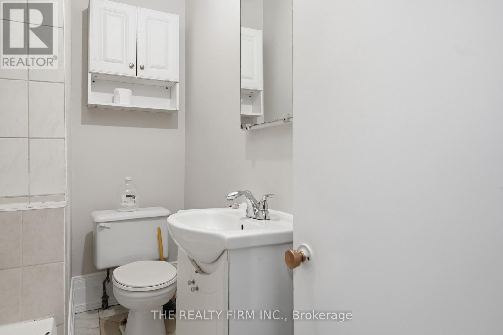 2 - 22 Victor Street, London South, Ontario  N6C 1B7 - Photo 10 - X13443444