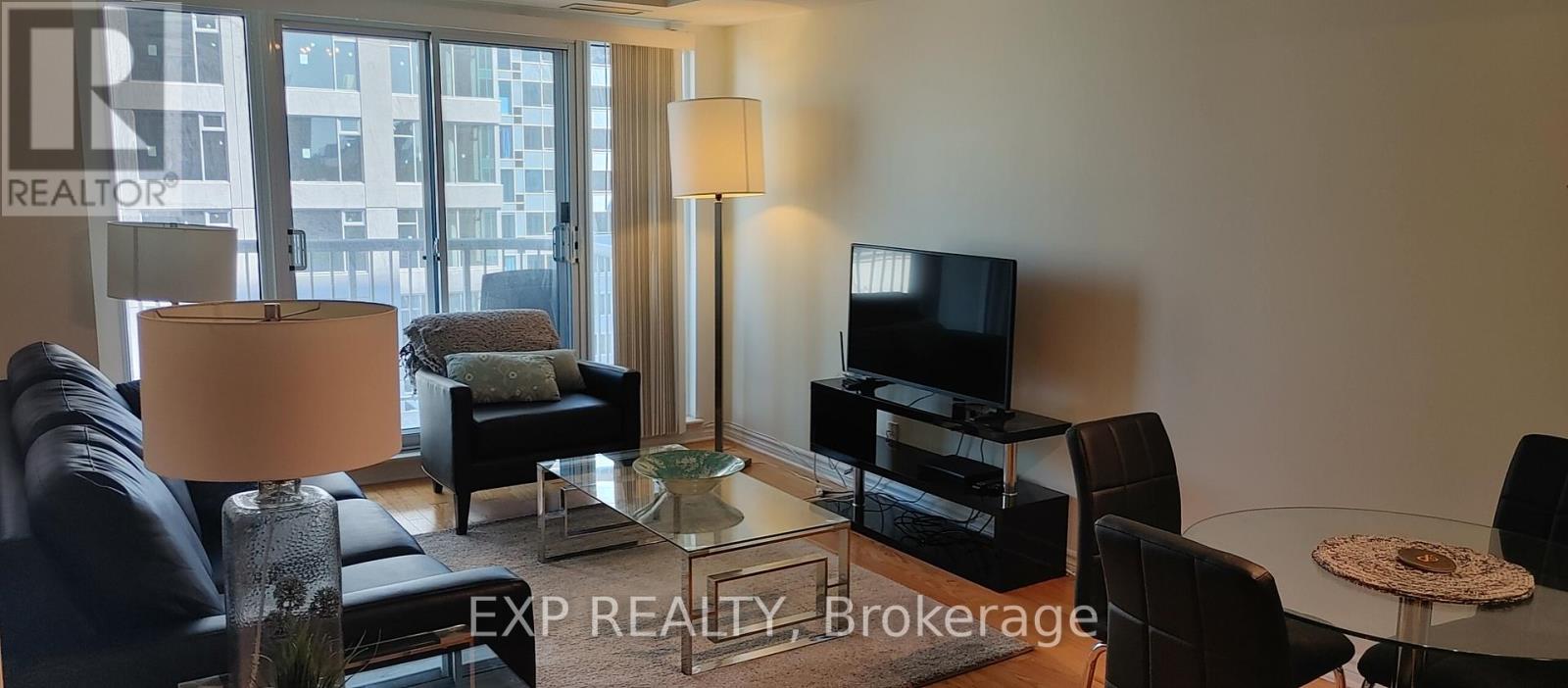 1002 - 200 Rideau Street, Ottawa, Ontario K1N 5Y1 - Photo 10 - X13443454