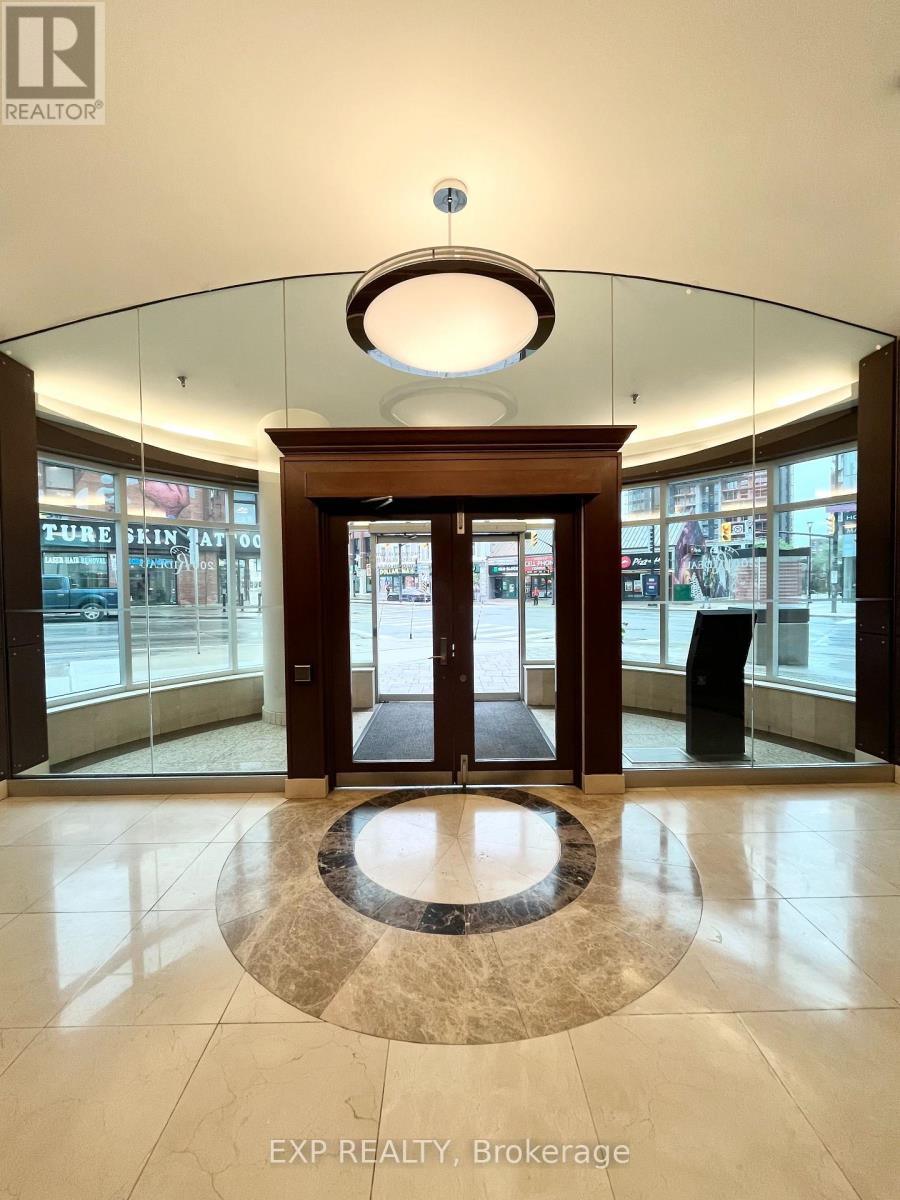 1002 - 200 Rideau Street, Ottawa, Ontario K1N 5Y1 - Photo 2 - X13443454