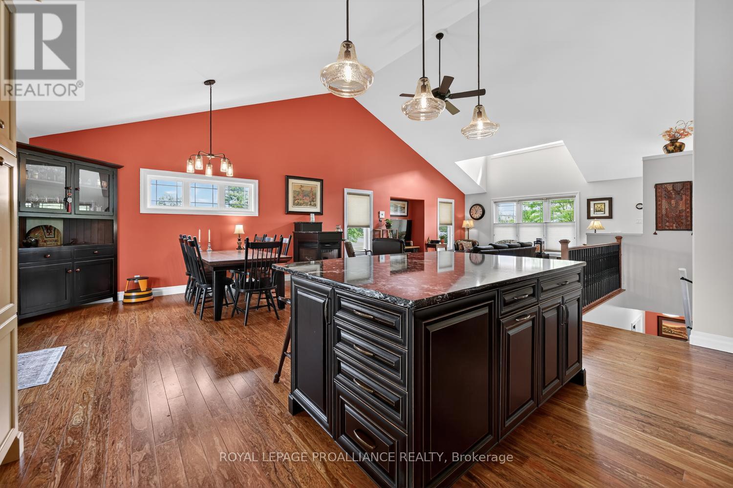 4516 Airport Road, Elizabethtown-Kitley, Ontario  K6T 1A2 - Photo 11 - X13443490