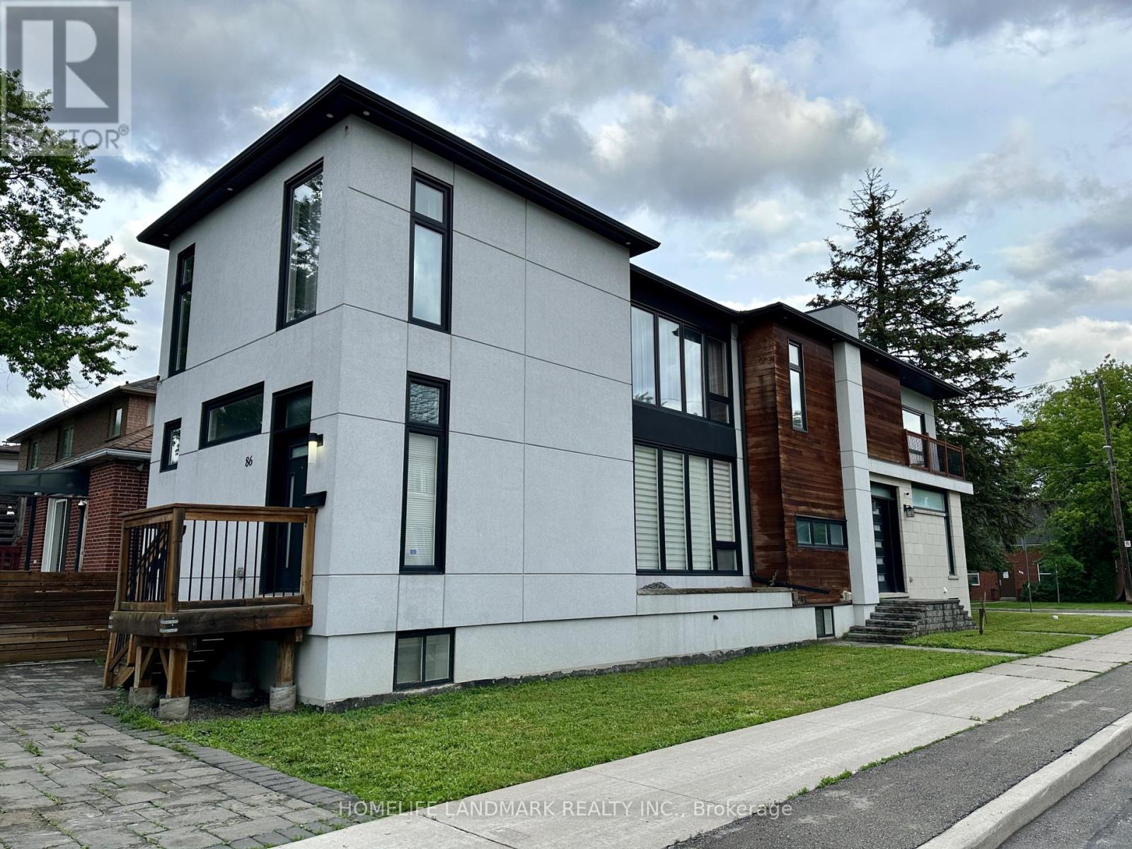 86 PEMBERTON AVENUE, Toronto, Ontario