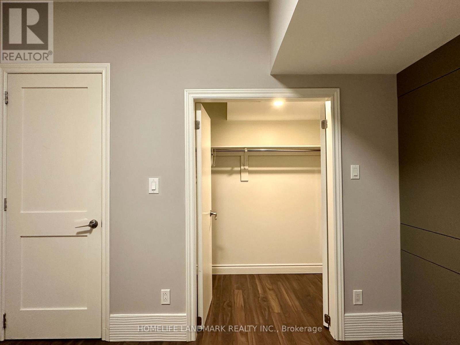 86 Pemberton Avenue, Toronto, Ontario  M2M 1Y5 - Photo 7 - C13443182