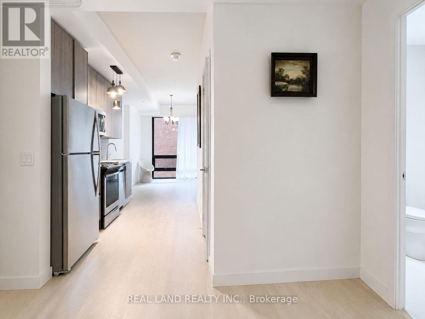 303 - 246 Logan Avenue, Toronto, Ontario  M4M 0E9 - Photo 8 - E13246054