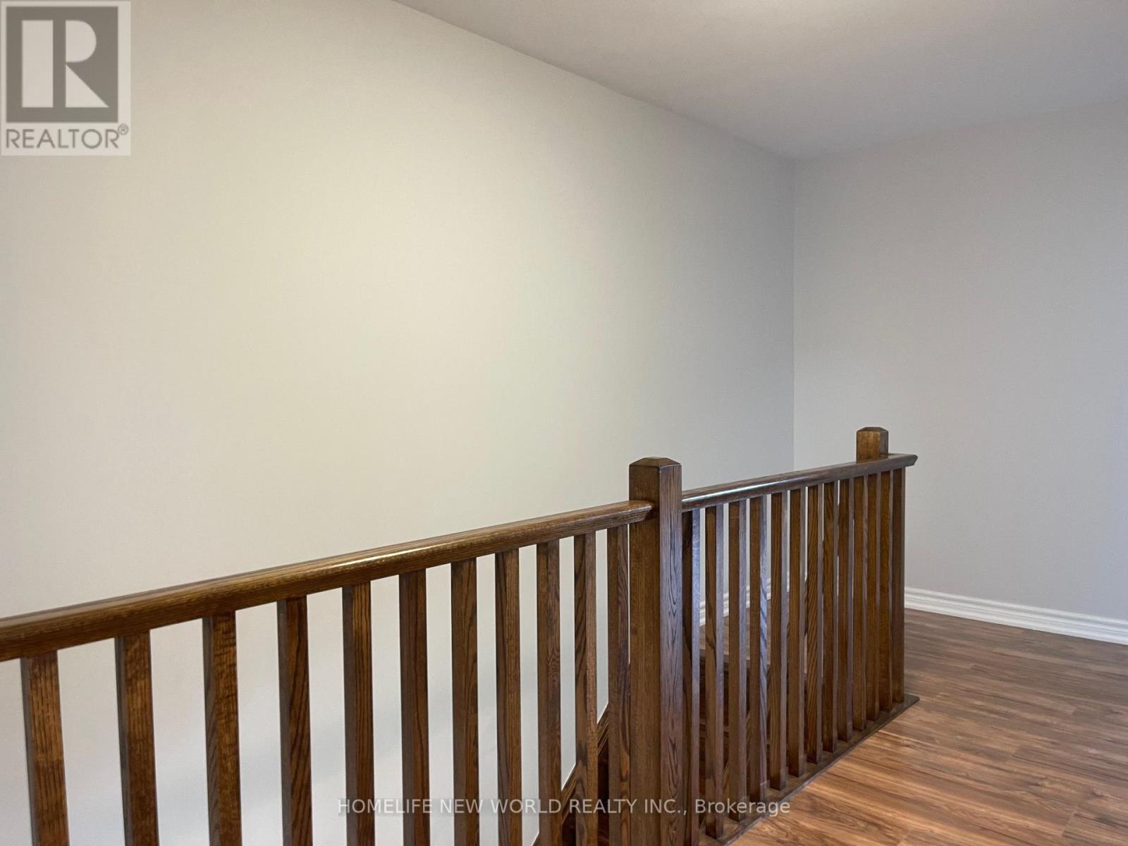 2276 Whistling Springs Crescent, Oakville, Ontario  L6M 0C5 - Photo 11 - W13443460
