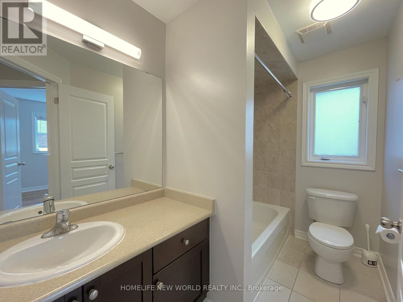 2276 Whistling Springs Crescent, Oakville, Ontario  L6M 0C5 - Photo 19 - W13443460