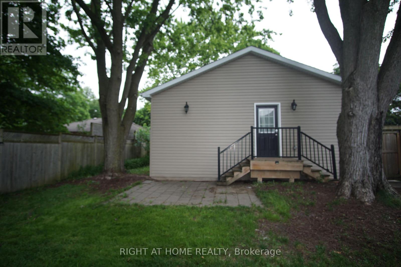 B - 371 VESTA PLACE, London East, Ontario