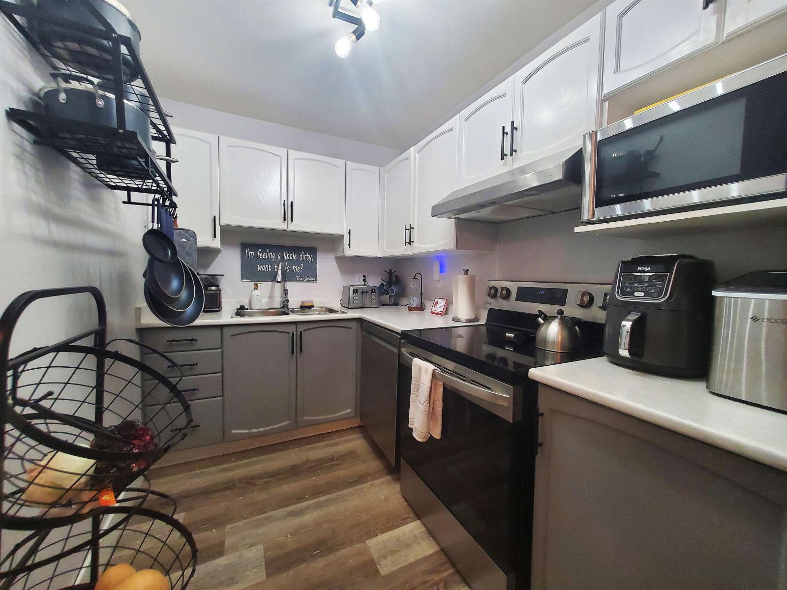 208 2964 Trethewey Street, Abbotsford, British Columbia  V2T 6P4 - Photo 6 - R3129432