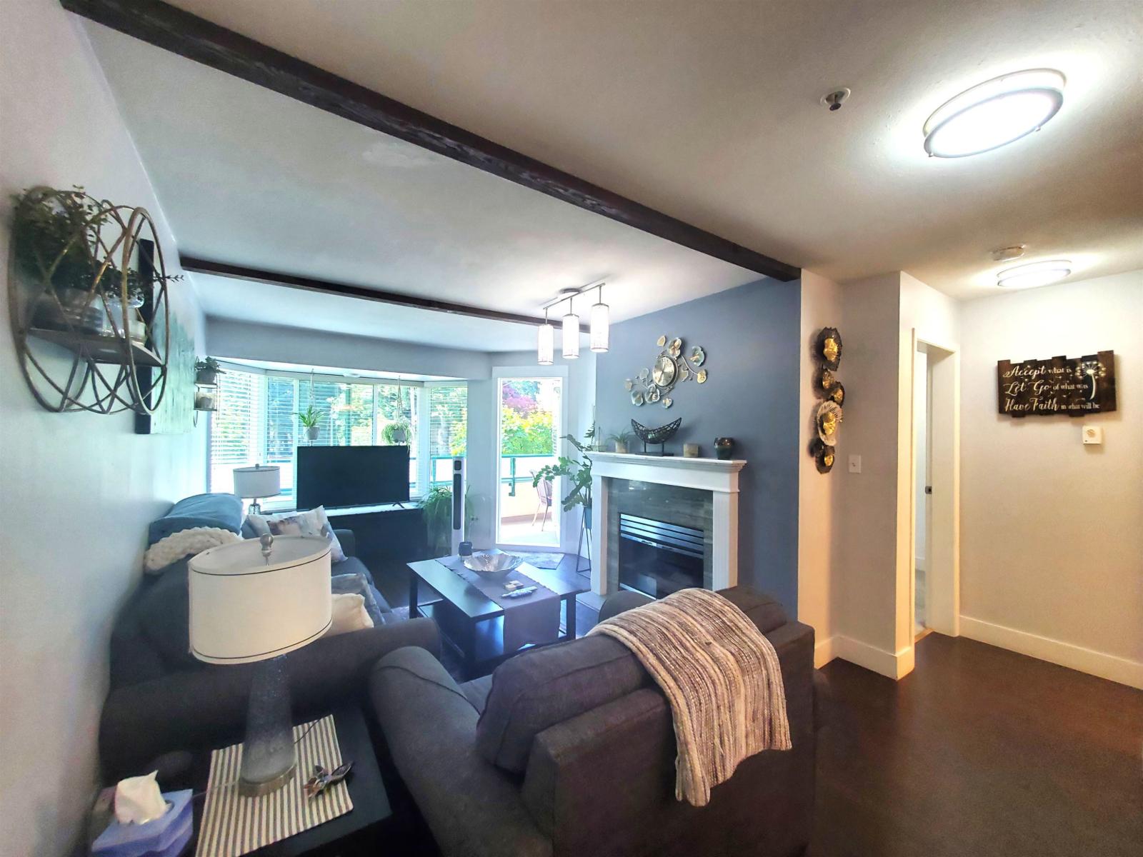 208 2964 Trethewey Street, Abbotsford, British Columbia  V2T 6P4 - Photo 3 - R3129432