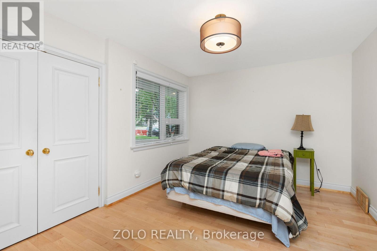17 Hi Mount Drive, Toronto, Ontario  M2K 1X3 - Photo 17 - C13440304