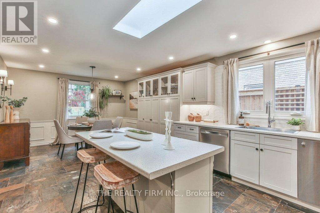 2 Oakwood Drive, London South, Ontario  N6K 2V4 - Photo 16 - X13443508