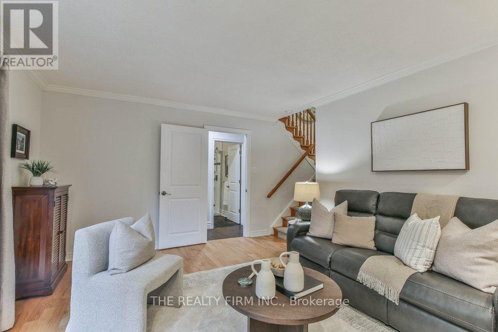 2 Oakwood Drive, London South, Ontario  N6K 2V4 - Photo 31 - X13443508