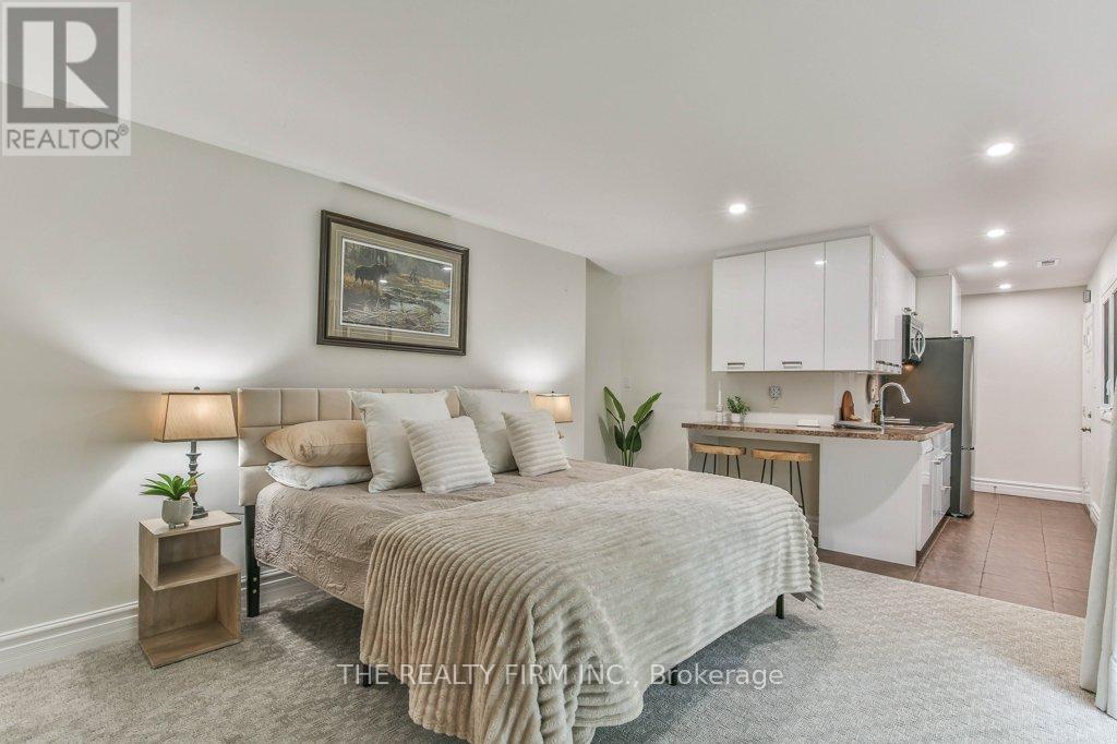 2 Oakwood Drive, London South, Ontario  N6K 2V4 - Photo 34 - X13443508