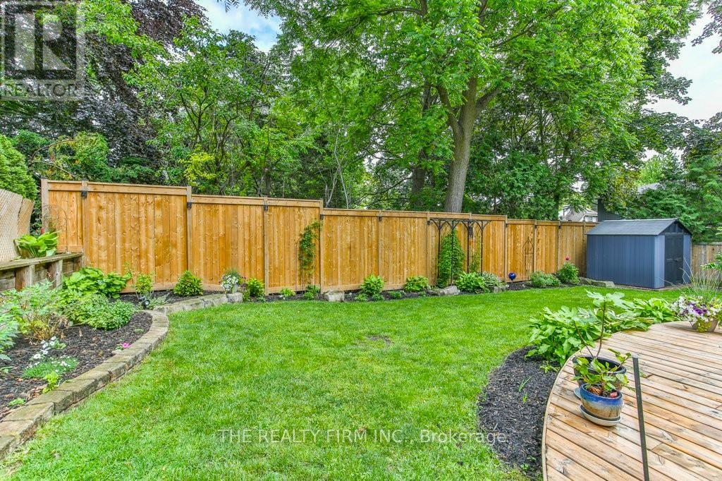 2 Oakwood Drive, London South, Ontario  N6K 2V4 - Photo 47 - X13443508