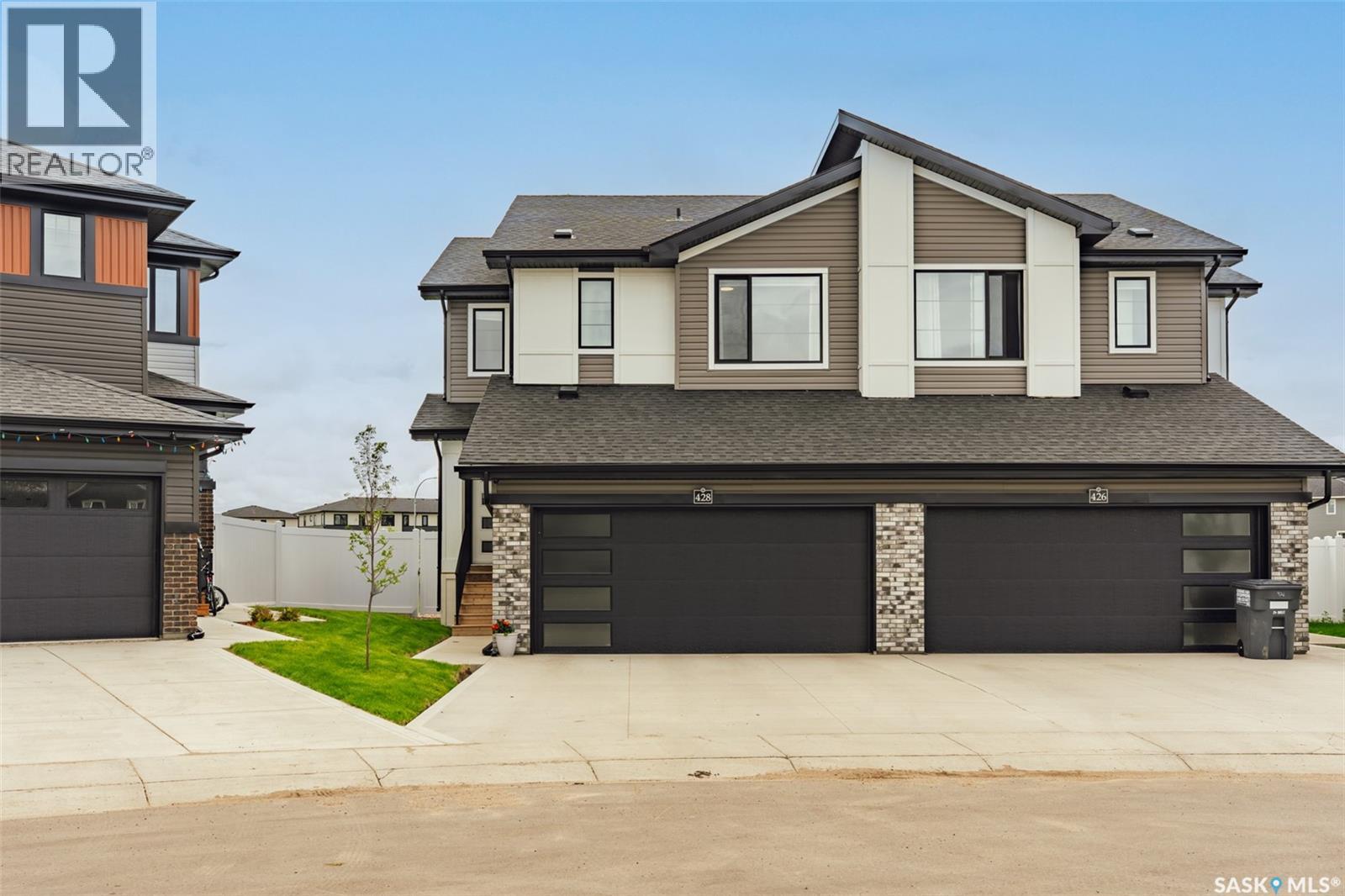 428 Myles Heidt Manor, Saskatoon, Saskatchewan  S7W 0Z4 - Photo 2 - SK039358