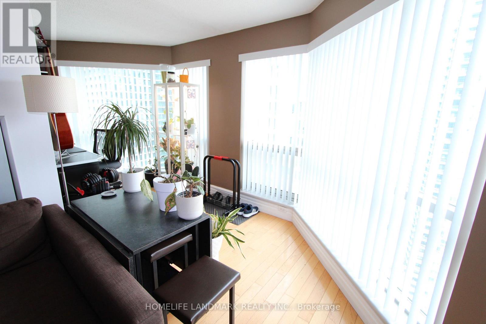 2904 - 10 Yonge Street, Toronto, Ontario  M5E 1R4 - Photo 12 - C13443544