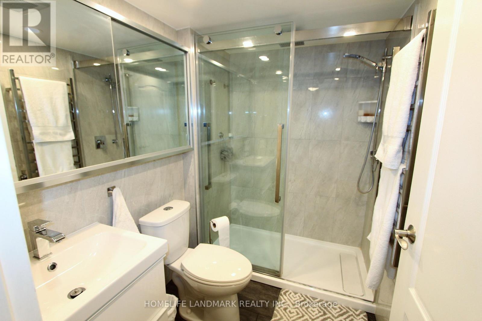 2904 - 10 Yonge Street, Toronto, Ontario  M5E 1R4 - Photo 6 - C13443544