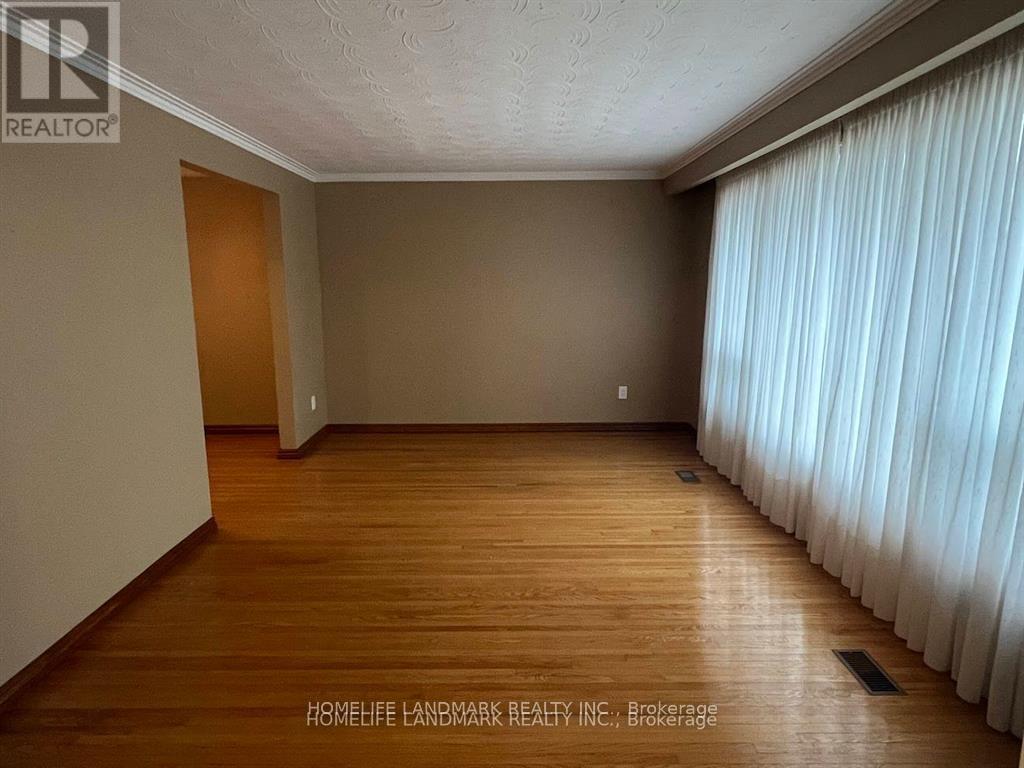 12 Pratt Circle, Markham, Ontario  L3R 1Y2 - Photo 2 - N13443536