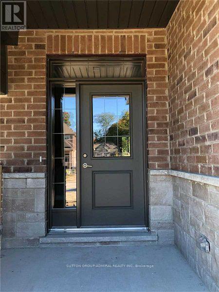 1035 Wright Drive, Midland, Ontario  L4R 0E4 - Photo 2 - S13443522